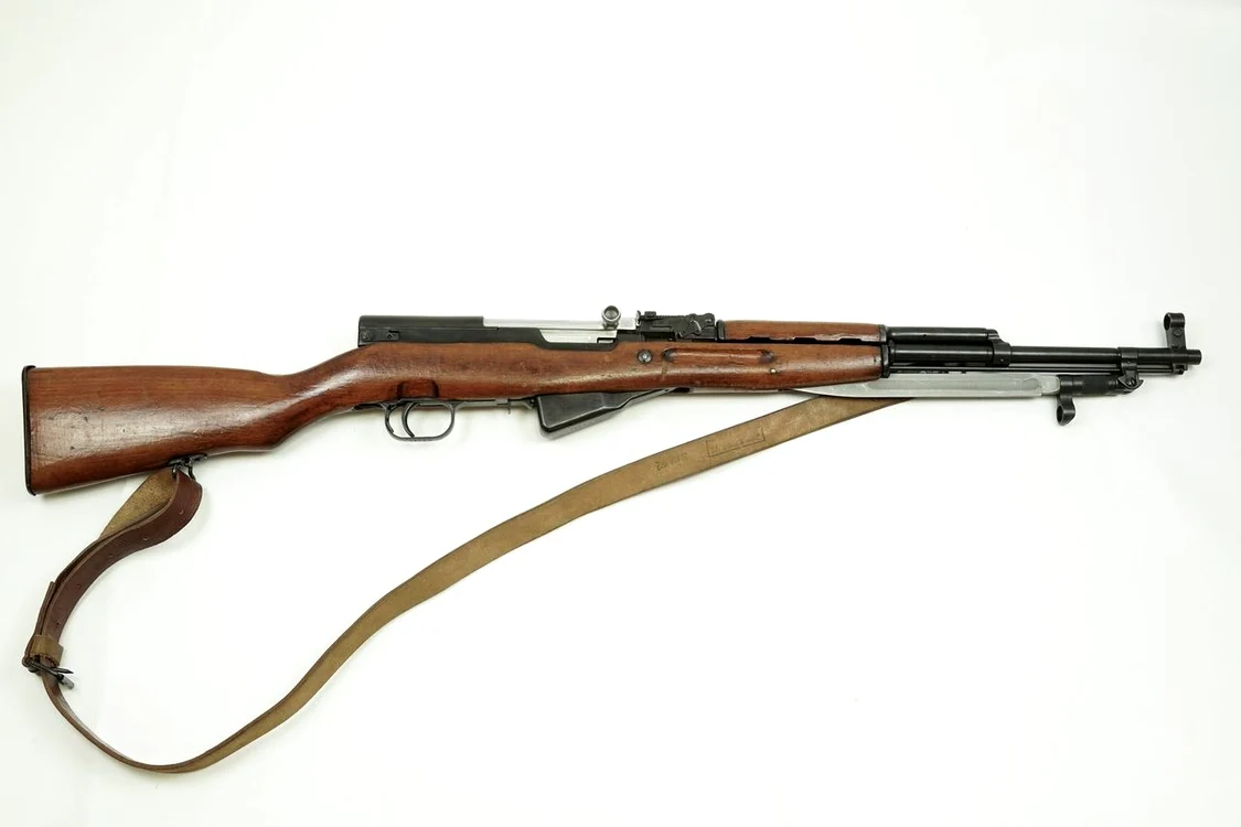 Carabina semiautomată model 1956 