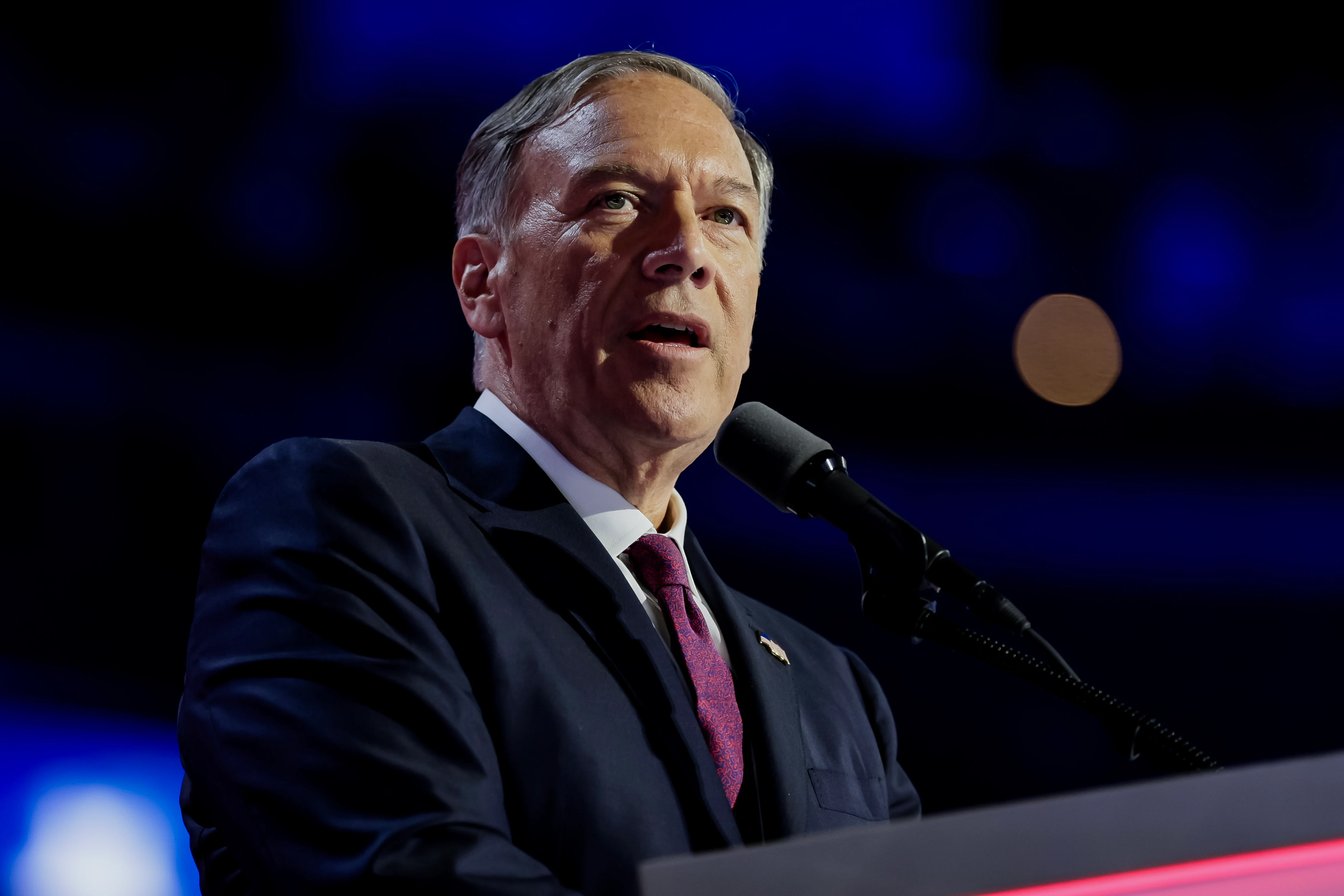 Fostul secretar de stat Mike Pompeo, numit în consiliul consultativ al Fire Point, producătorul rachetei Flamingo