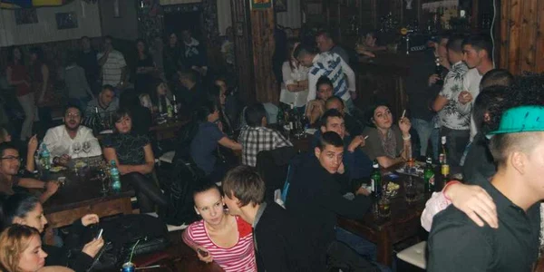 Hooligans Pub