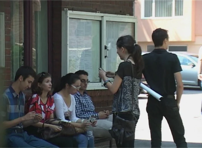 Elevii susţin miercuri, 3 iulie, proba scrisă la Istorie, la examenul de Bacalaureat 2013 FOTO Adevărul