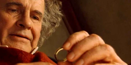 Ian Holm