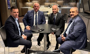 avram gal intalnire sofia foto facebook jpg