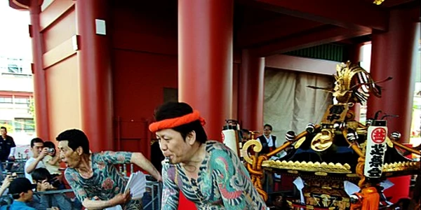 membri Yakuza la un festival Foto Wikipedia