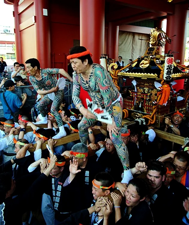 Membrii Yakuza la un festival în Japonia / Foto Wikipedia