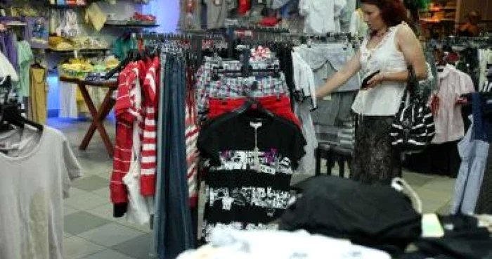 Craiova: Temperaturile cresc. Oamenii ies în stradă