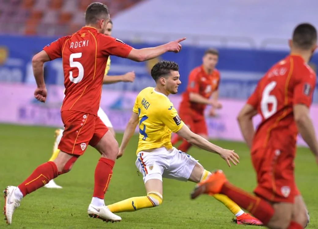 
    Ianis Hagi a adus victoria RomânieiFOTO: Sportpictures.eu  