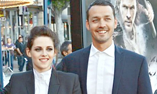 Kristen şi Rupert, pe  platourile de filmare jpeg