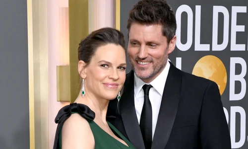 Hilary Swank GG, Getty (2) jpg