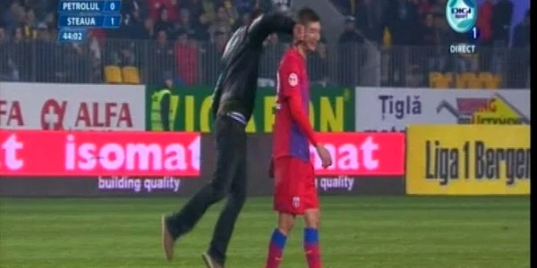 Scene șocante la meciul Petrolul - Steaua