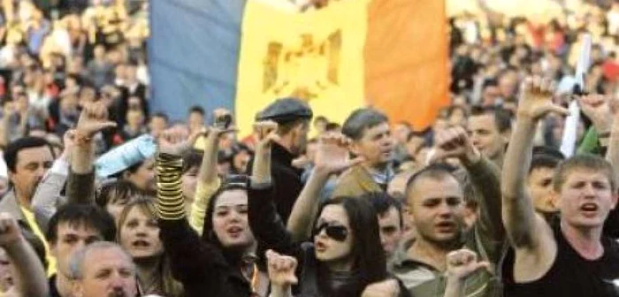 Acum un an, tinerii moldoveni au ptrotestat în stradă