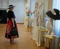 Expoziția „Royal Portraits in Hats” by NITA SAO de la Londra. FOTO: arhiva personală