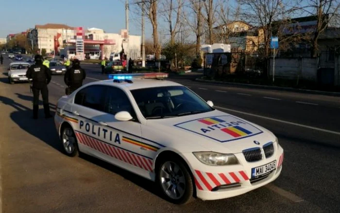 Bărbatul a fost prins în trafic, deşi trebuie să stea în izolare FOTO Adevărul