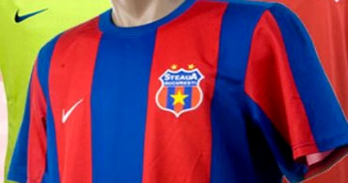 FOTBAL: Steaua şi-a prezentat echipamentele de joc pentru sezonul viitor