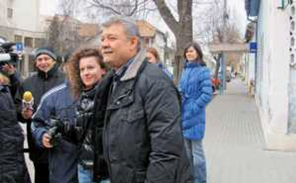 Primarul Mircea Hava, la ieşirea din sediul DNA 