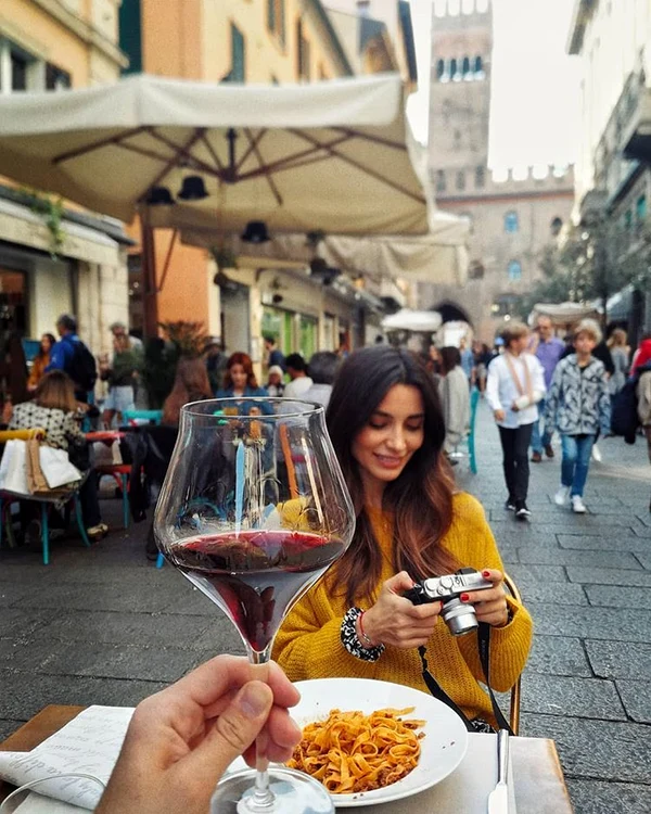 6 lili sandu si silviu tolu romantici in bologna 1 jpg jpeg