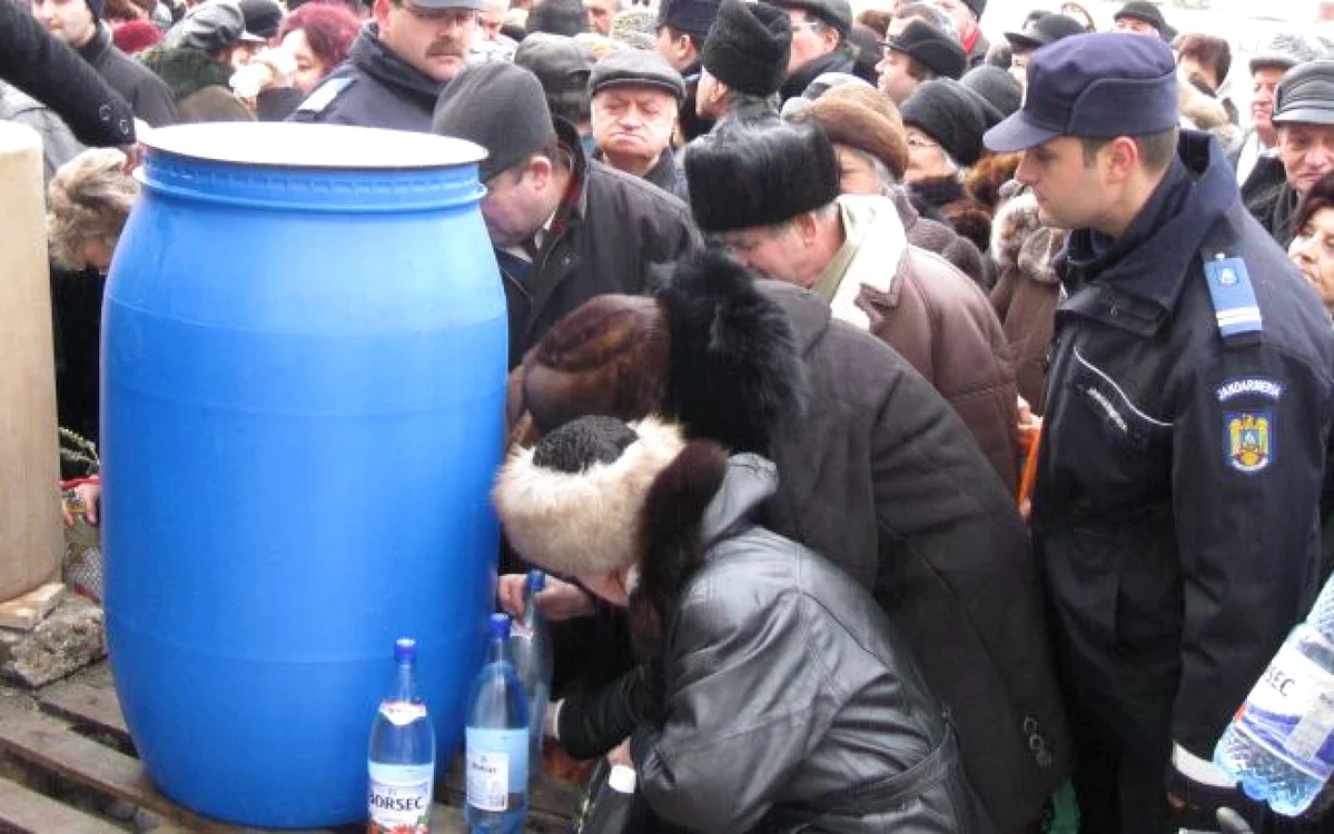 Jandarmii vor asigura ordinea de Bobotează Foto: arhivă Adevărul