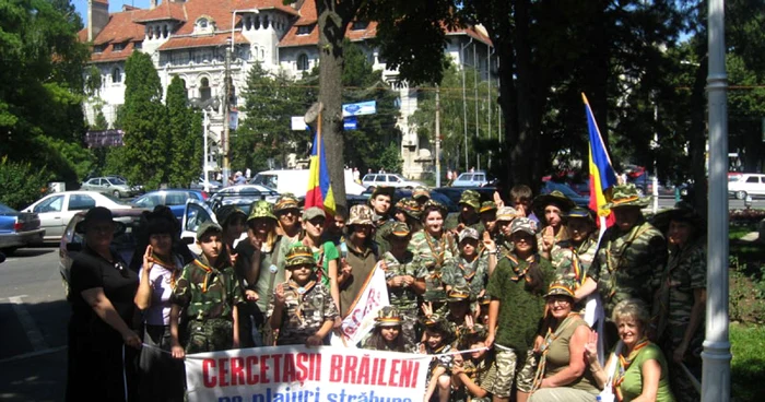 Imagine de la una dintre activităţile micilor cercetaşi de la Brăila. FOTO: N.Butnaru