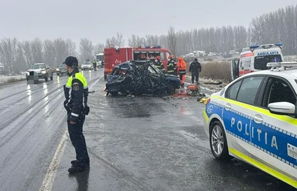Două cadre medicale au fost rănite în accident FOTO IPJ Vrancea