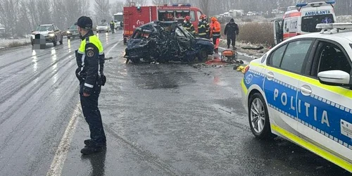 accident ambulanta privata FOTO IPJ Vrancea