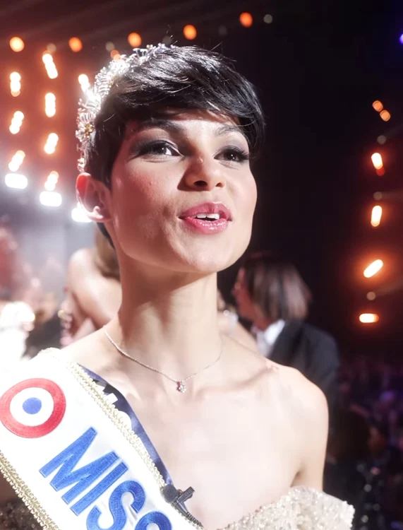 Tunsoarea câștigătoarei a aprins spiritele pe internet