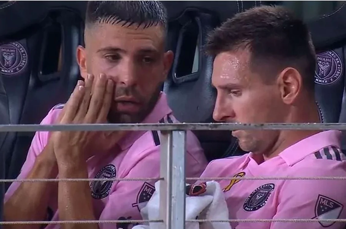 Leo Messi și Jordi Alba au probleme medicale. Captură TV