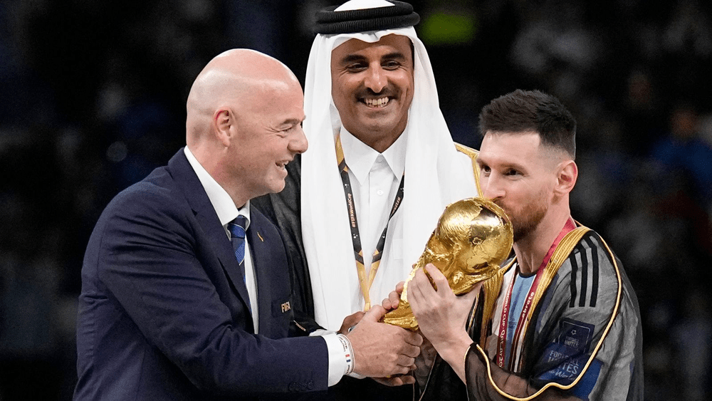 FIFA, explicații despre Bisht-ul purtat de Messi: Ce a semnificat momentul