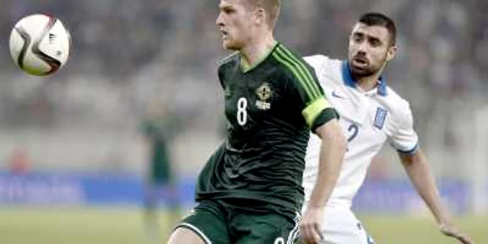 Căpitanul Steven Davis n-a lipsit de la niciun meci de-al Irlandei de Nord din ultimii trei ani. Până astăzi. FOTO: AFP