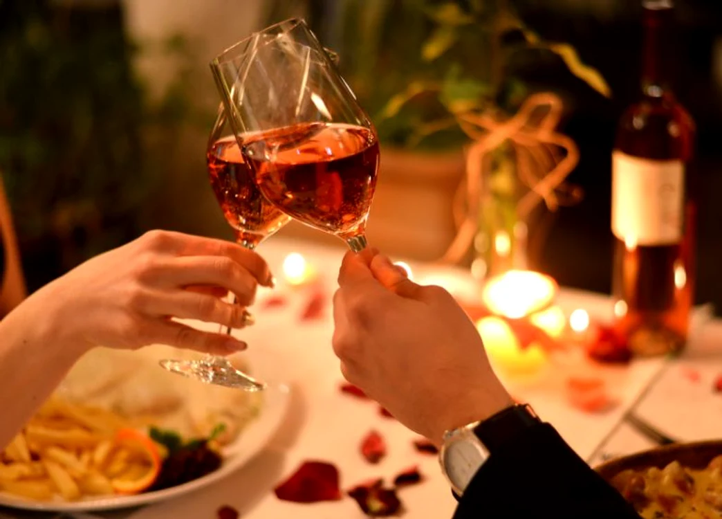 
    Horoscop zilnic 17 iulie 2020: Capricornii organizează o seară romanticăfoto: Shutterstock  