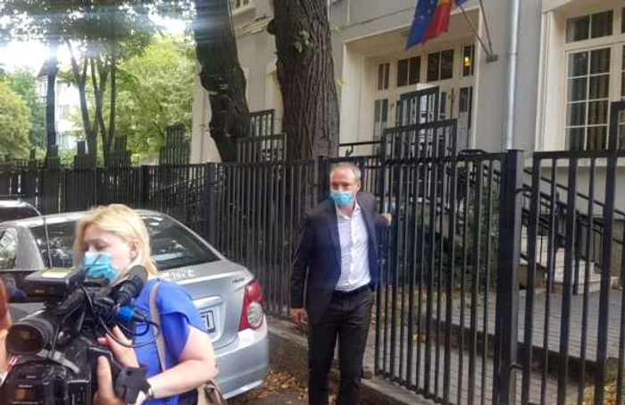 Gabriel Harabagiu, ieşind de la audierile de la DIICOT FOTO Adevărul