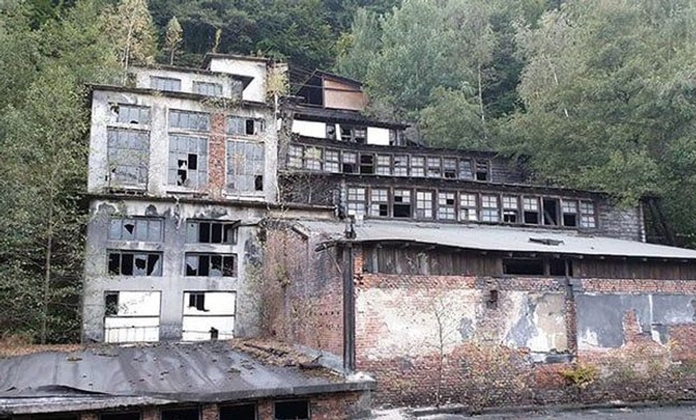 O mină în ruină din România va fi repornită cu 200 de milioane euro. Din interior se extrage un mineral rar și extrem de valoros