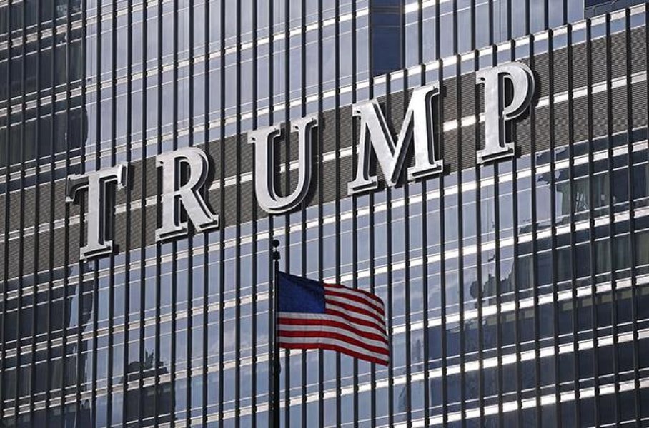Trump Mobile, rețeaua de telefonie mobilă a liderului SUA, intră pe piață cu un smartphone care costă 499 de dolari