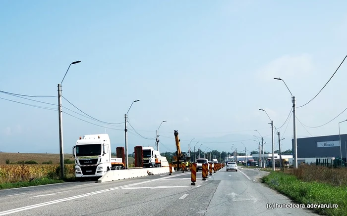 Parapetul de beton a fost înlăturat. Foto: Daniel Guță