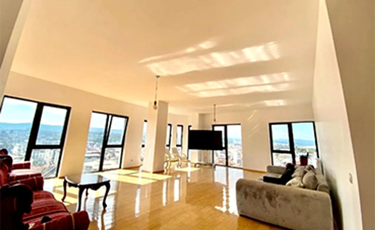 Agenția imobiliară anunță că panorama oferită de penthouse este superbă. foto: stiridecluj.ro