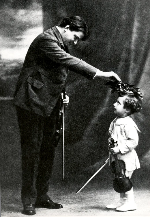 George Enescu și micuțul Dinu Lipatti Foto: Muzeul Național George Enescu