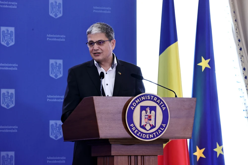 Frontiera periculoasă dintre viața privată și funcția publică: fost ministru, în mijlocul unui scandal sexual