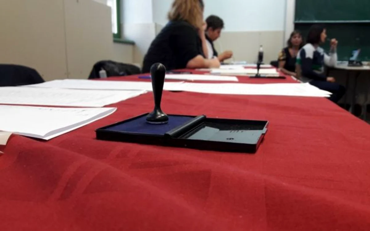 Votul la parlamentare 2020 începe în Diasporă, iar românii din străinătate au la dispoziție două zile pentru a-și alege senatorii și deputații care să-i reprezinte în următorii patru ani