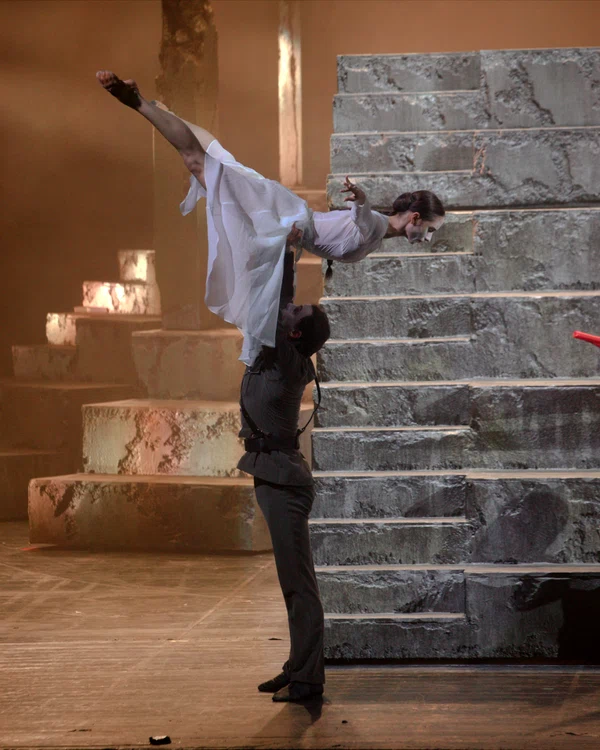 Maria Gogonea. Valentin Stoica. Foto Andrei Grigore