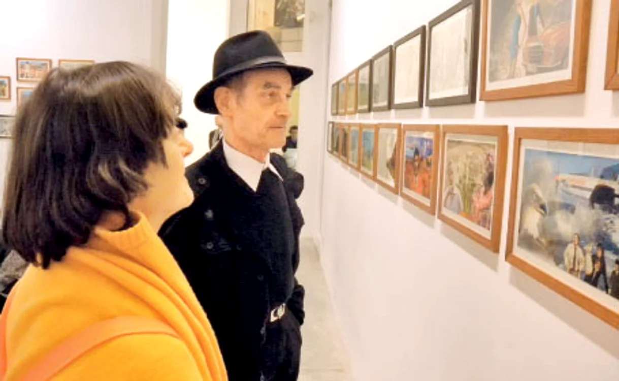 Artistul şi-a călăuzit oaspeţii de la un colaj la altul