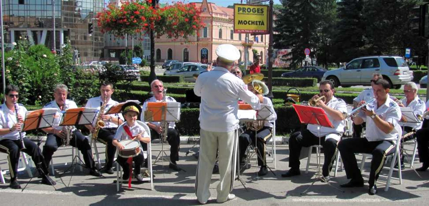 Concertul va începe la ora 16.00