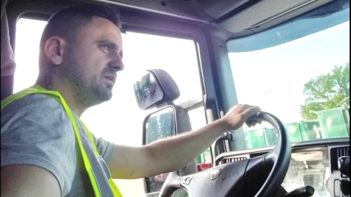 Avea un salariu foarte bun în Regatul Unit