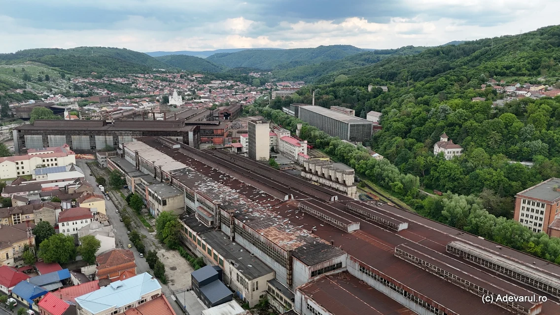 Orașul Reșița, imagini aeriene  Foto Daniel Guță ADEVĂRUL (2) JPG