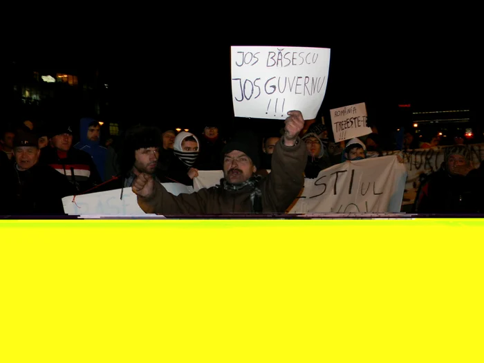 Protestele continuă, la Piteşti