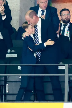 Prințul William și Prințul George 