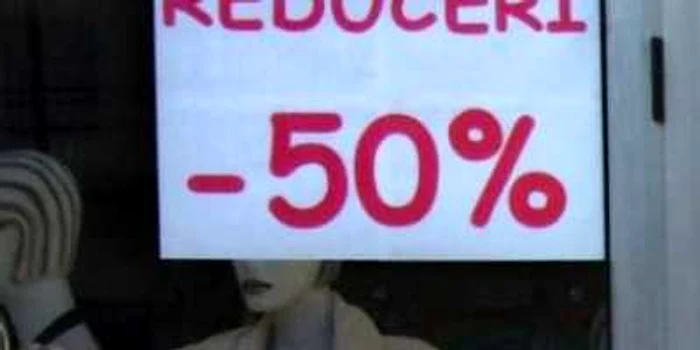 Sibiu: Reducerile de sezon nu-i mai atrag pe sibieni