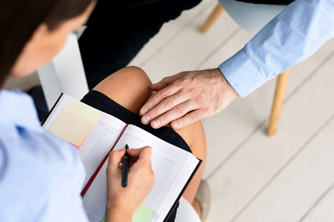 Un profesor a fost arestat după ce a abuzat sexual o minoră / FOTO: Shutterstock