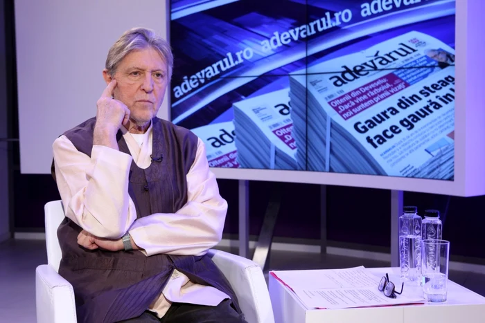 Andrei Şerban, invitat la Adevărul Live, de la ora 13.00