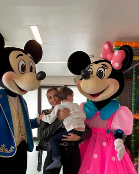 Lavinia Pârva, alături de Alexandru la petrecere / Sursă: Facebook