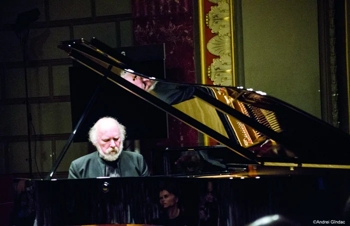 Pianistul Radu Lupu este artistul despre care s-a spus că „a adus cel mai aproape muzica de vorbire“ FOTO: Agerpres
