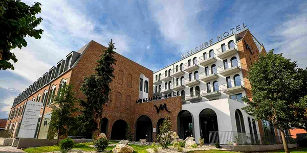 Mercure 303 jpg