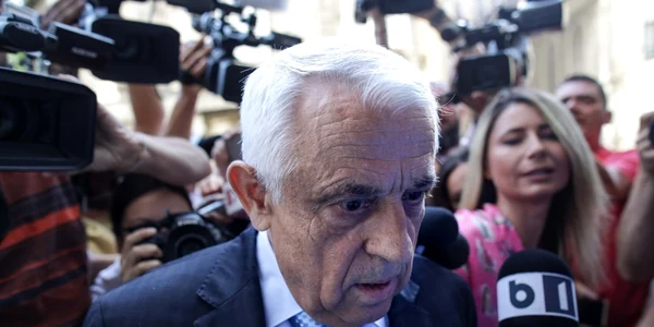 Petre Daea soseste la sediul DNA din Bucuresti 22 iulie 2022 FOTO Inquam Photos / Octav Ganea